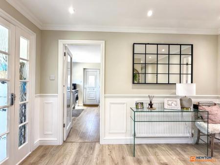 2 bedroom Detached bungalow for sale in Heathfield, Thringstone, LE67