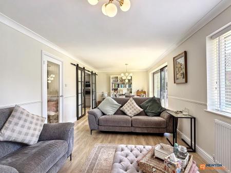 2 bedroom Detached bungalow for sale in Heathfield, Thringstone, LE67