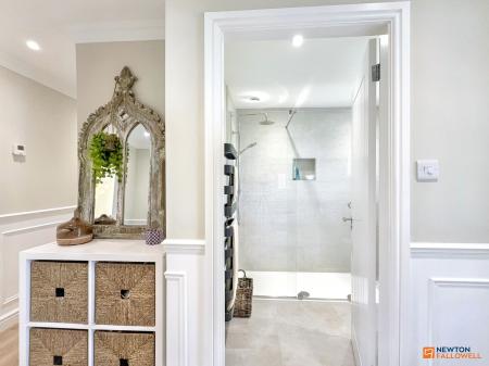 2 bedroom Detached bungalow for sale in Heathfield, Thringstone, LE67