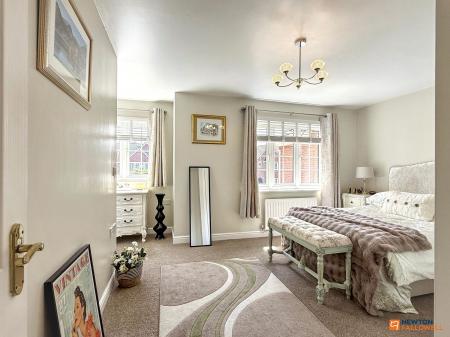 4 bedroom Detached house for sale in Jenkins Road, Coalville, LE67