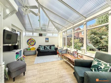 4 bedroom Detached house for sale in Jenkins Road, Coalville, LE67