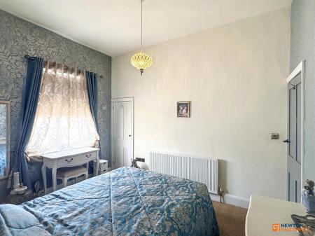 3 bedroom Terraced House for sale in Belvoir Road, Coalville, LE67