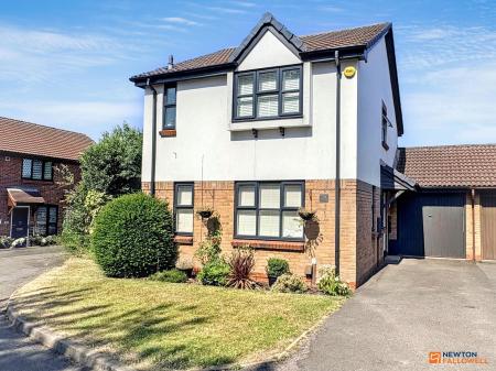 3 bedroom Link detached house for sale in Elsdon Close, Whitwick, LE67