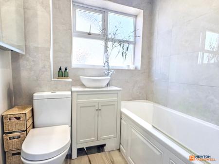 3 bedroom Link detached house for sale in Elsdon Close, Whitwick, LE67