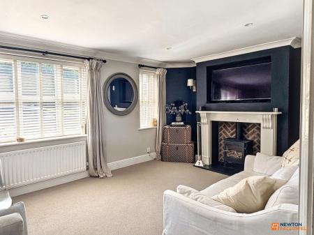 3 bedroom Link detached house for sale in Elsdon Close, Whitwick, LE67
