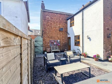 3 bedroom End of terrace house for sale in Central Road, Hugglescote, LE67