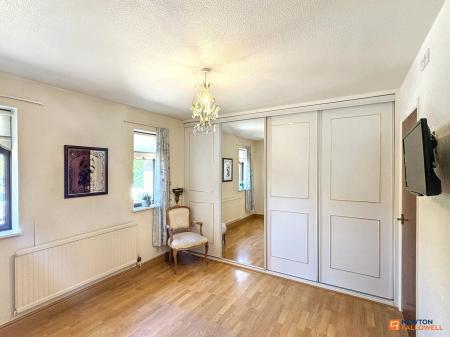 2 bedroom Detached bungalow for sale in Spring Road, Ibstock, LE67