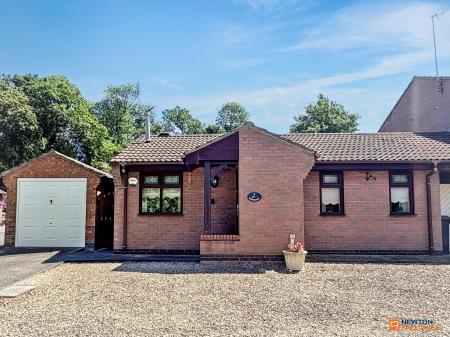 2 bedroom Detached bungalow for sale in Spring Road, Ibstock, LE67