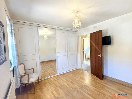 2 bedroom Detached bungalow for sale in Spring Road, Ibstock, LE67