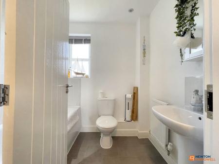 4 bedroom Detached house for sale in Gadsby Road, Heather, LE67