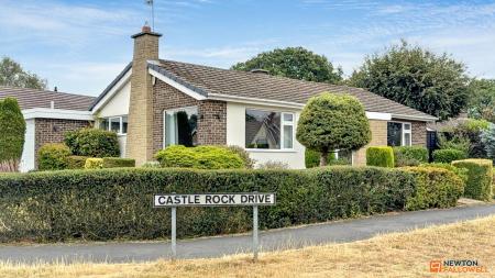 2 bedroom Detached bungalow for sale in Oakham Drive, Coalville, LE67