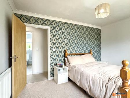 2 bedroom Detached bungalow for sale in Oakham Drive, Coalville, LE67