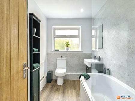 2 bedroom Detached bungalow for sale in Oakham Drive, Coalville, LE67