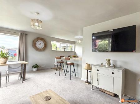 2 bedroom Detached bungalow for sale in Oakham Drive, Coalville, LE67