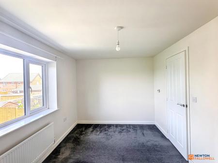 2 bedroom Semi-detached house for sale in Fort Close, Coalville, LE67