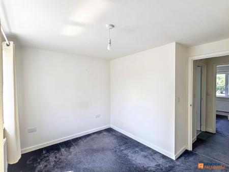 2 bedroom Semi-detached house for sale in Fort Close, Coalville, LE67