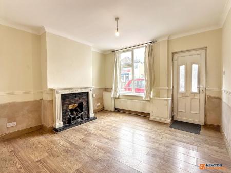 2 bedroom Terraced House for sale in Silver Street, Whitwick, LE67