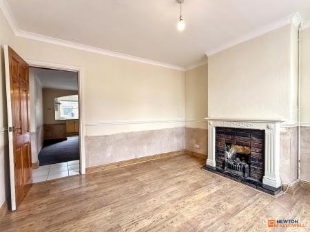 2 bedroom Terraced House for sale in Silver Street, Whitwick, LE67