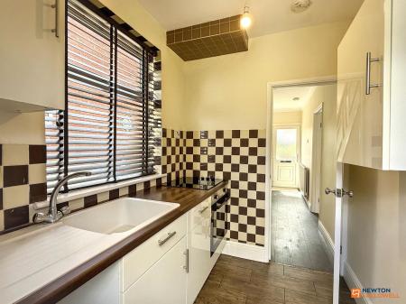 3 bedroom Semi-detached house for sale in Loughborough Road, Whitwick, LE67