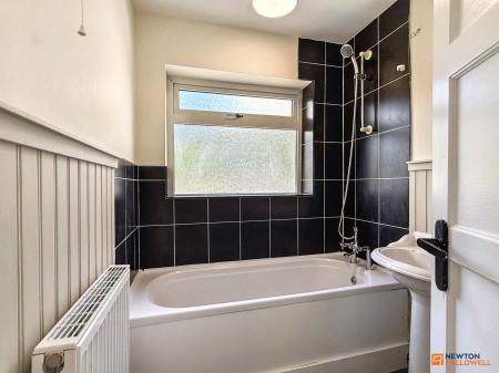 3 bedroom Semi-detached house for sale in Loughborough Road, Whitwick, LE67