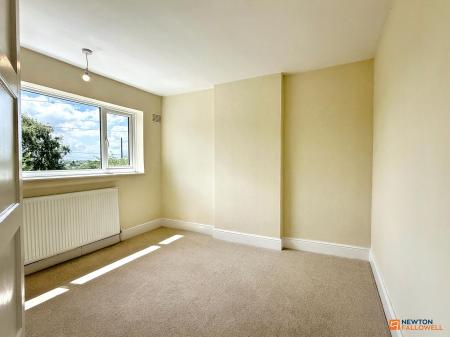 3 bedroom Semi-detached house for sale in Loughborough Road, Whitwick, LE67