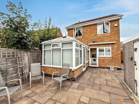 3 bedroom Detached house for sale in Clutsom Road, Coalville, LE67