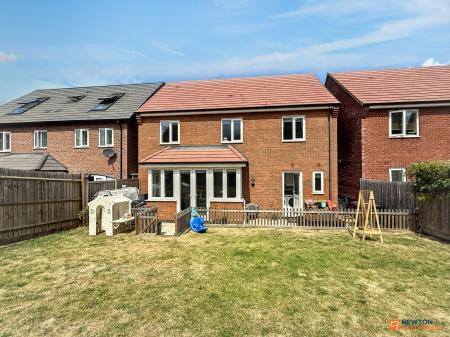 4 bedroom Detached house for sale in Emmerson Avenue, Hugglescote, LE67