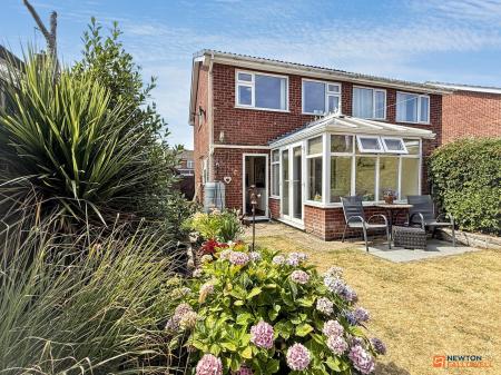 3 bedroom Semi-detached house for sale in Parkdale, Ibstock, LE67
