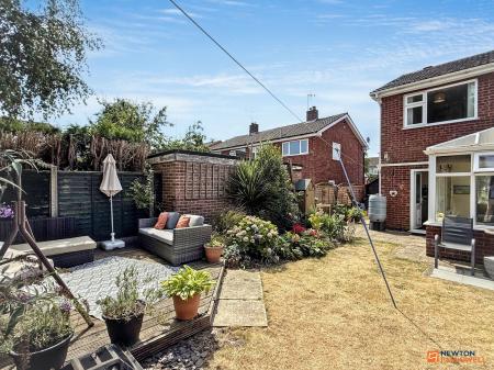 3 bedroom Semi-detached house for sale in Parkdale, Ibstock, LE67