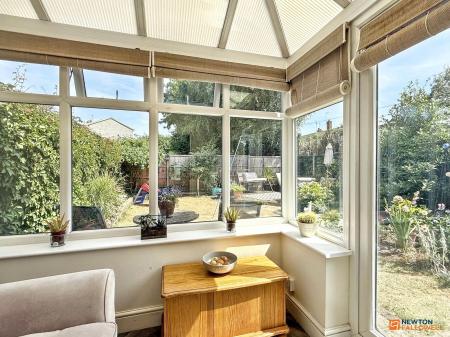 3 bedroom Semi-detached house for sale in Parkdale, Ibstock, LE67