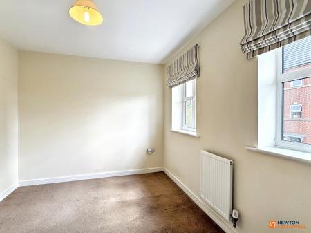 2 bedroom Semi-detached house for sale in Farley Crescent, Ibstock, LE67