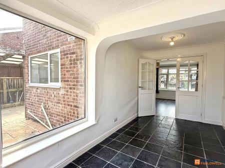 3 bedroom Semi-detached house for sale in Ferndale, Ibstock, LE67