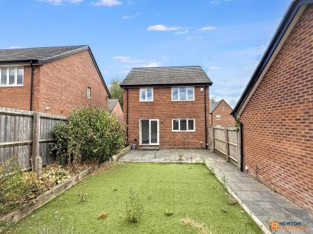 3 bedroom Detached house for sale in Horsepool Avenue, Stanton Under Bardon, LE67