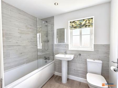 3 bedroom Detached house for sale in Horsepool Avenue, Stanton Under Bardon, LE67
