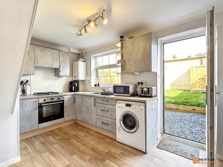 2 bedroom Semi-detached house for sale in Jackson Street, Coalville, LE67