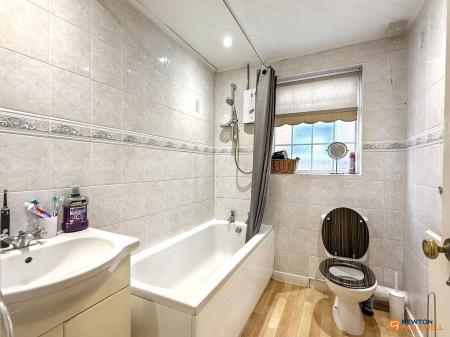 2 bedroom Semi-detached house for sale in Jackson Street, Coalville, LE67