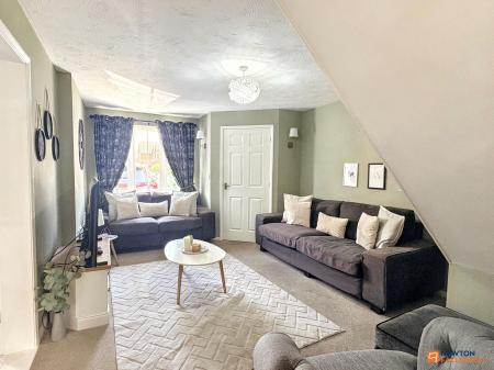 3 bedroom Terraced House for sale in Hampton Close, Coalville, LE67