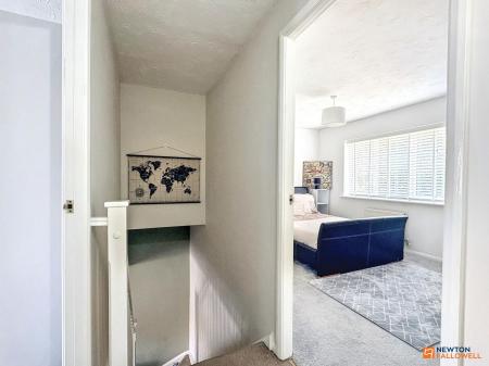 3 bedroom Terraced House for sale in Hampton Close, Coalville, LE67