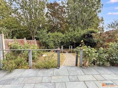 3 bedroom Detached house for sale in The Oval, Coalville, LE67