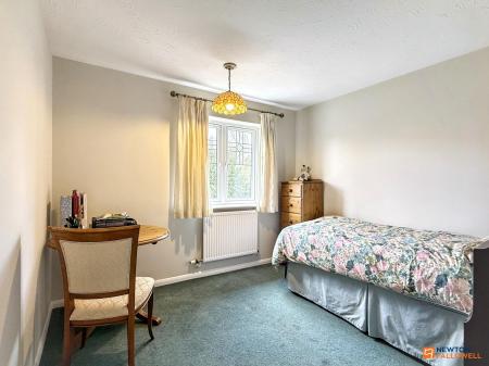 3 bedroom Detached house for sale in The Oval, Coalville, LE67