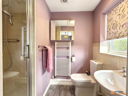 3 bedroom Detached house for sale in The Oval, Coalville, LE67