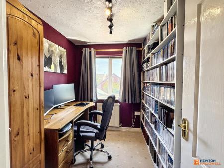 3 bedroom Semi-detached house for sale in Ashby Road, Coalville, LE67