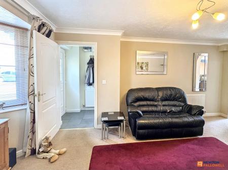 3 bedroom Semi-detached house for sale in Ashby Road, Coalville, LE67