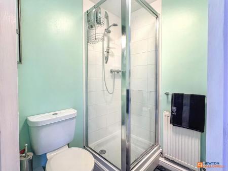 3 bedroom Semi-detached house for sale in Ashby Road, Coalville, LE67