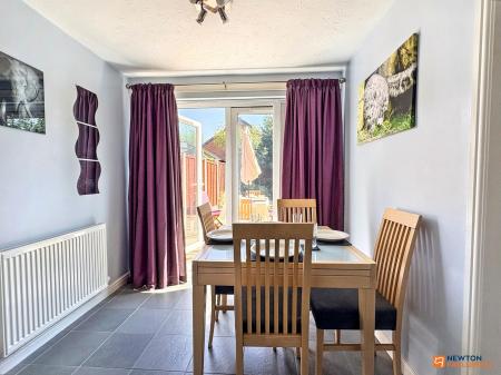 3 bedroom Semi-detached house for sale in Ashby Road, Coalville, LE67