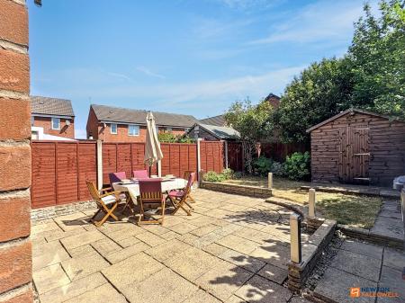 3 bedroom Semi-detached house for sale in Ashby Road, Coalville, LE67