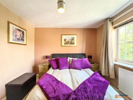 3 bedroom Semi-detached house for sale in Ashby Road, Coalville, LE67