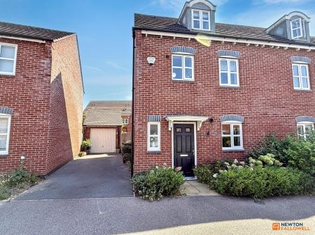 4 bedroom Semi-detached house for sale in Usbourne Way, Ibstock, LE67