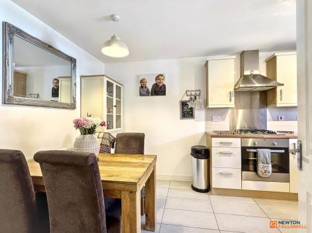4 bedroom Semi-detached house for sale in Usbourne Way, Ibstock, LE67