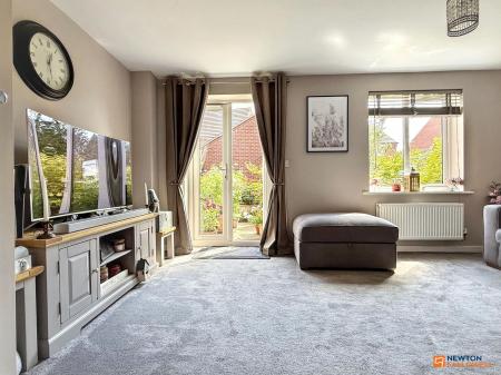 4 bedroom Semi-detached house for sale in Usbourne Way, Ibstock, LE67